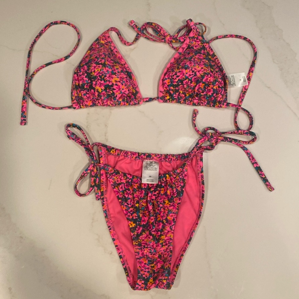 Bikini hot pink floral